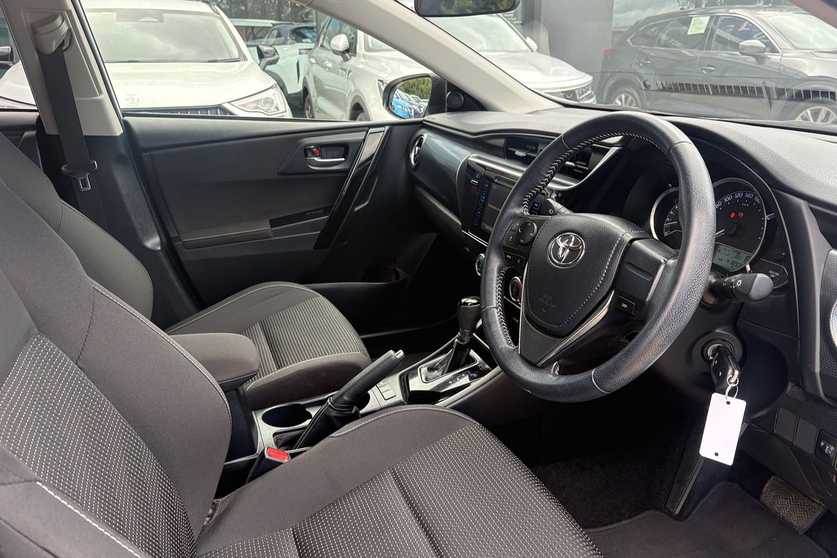 2018 Toyota Corolla Ascent Sport ZRE182R