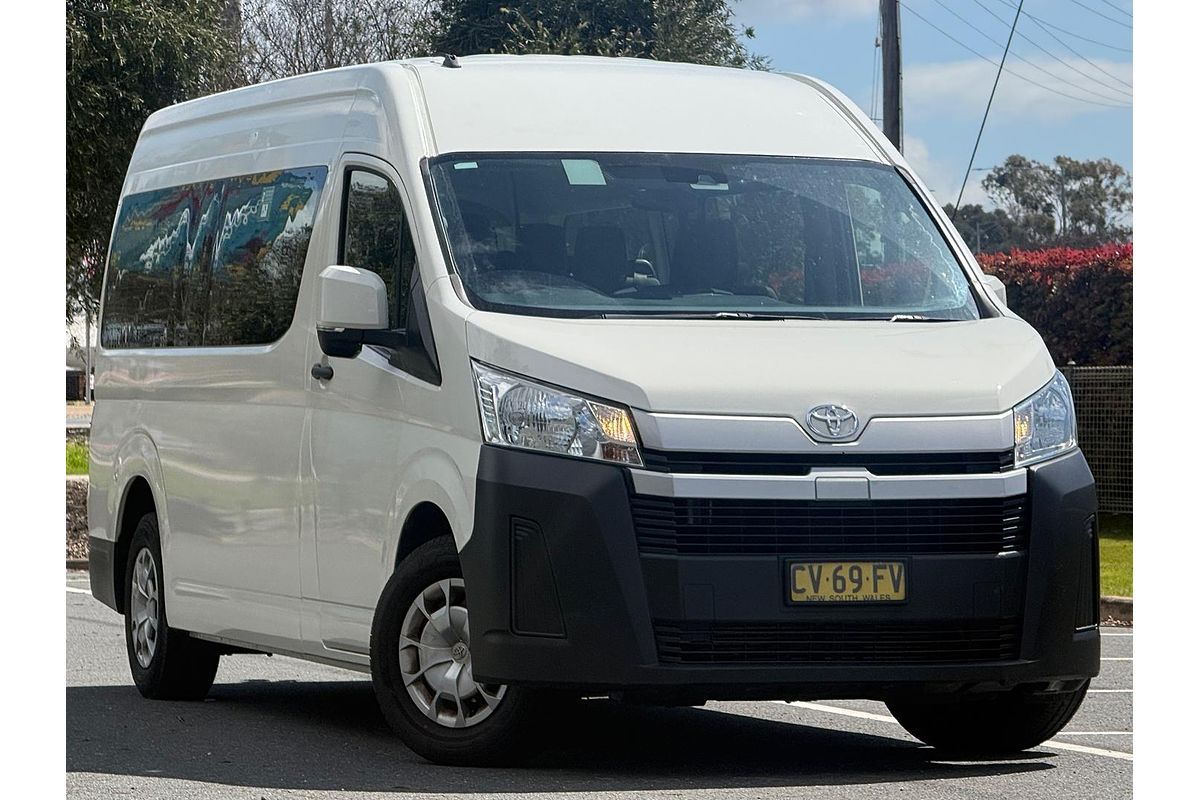 2019 Toyota Hiace Commuter GDH322R ELWB High Roof