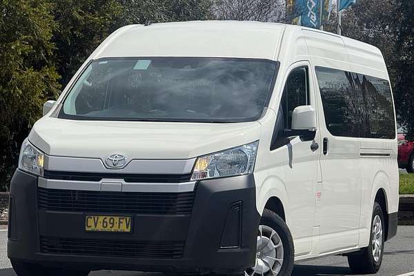 2019 Toyota Hiace Commuter GDH322R ELWB High Roof