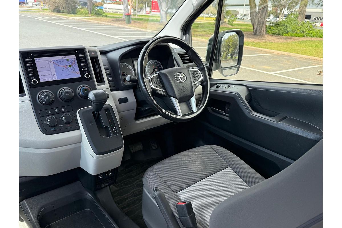 2019 Toyota Hiace Commuter GDH322R ELWB High Roof