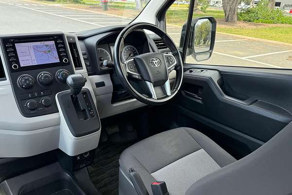 2019 Toyota Hiace Commuter GDH322R ELWB High Roof