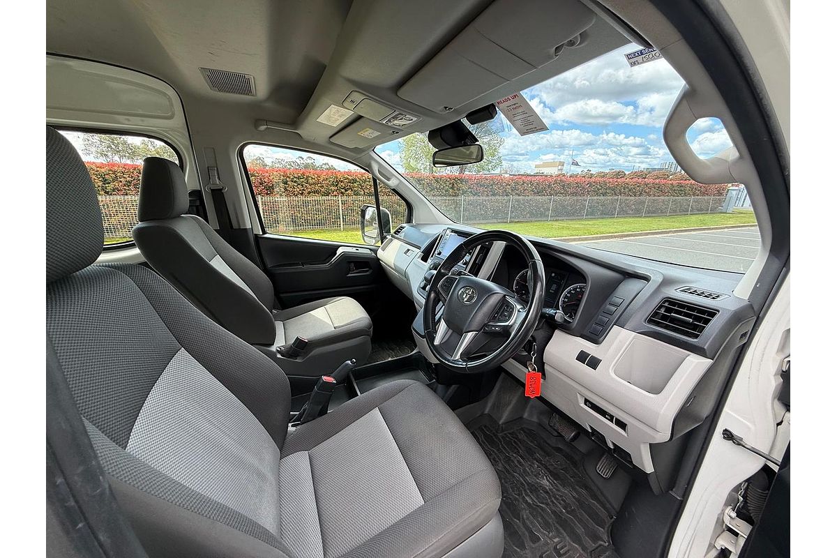 2019 Toyota Hiace Commuter GDH322R ELWB High Roof