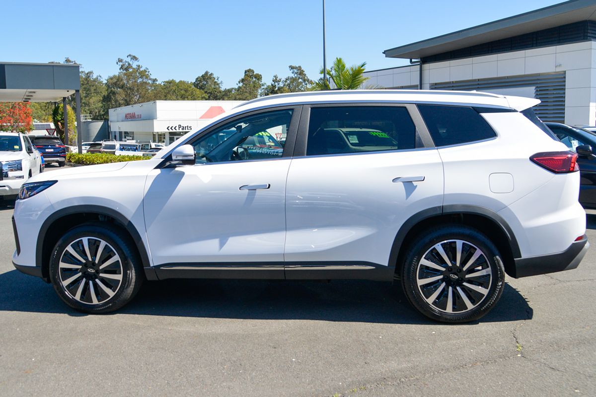 2025 Chery Tiggo 8 Super Hybrid Ultimate T31