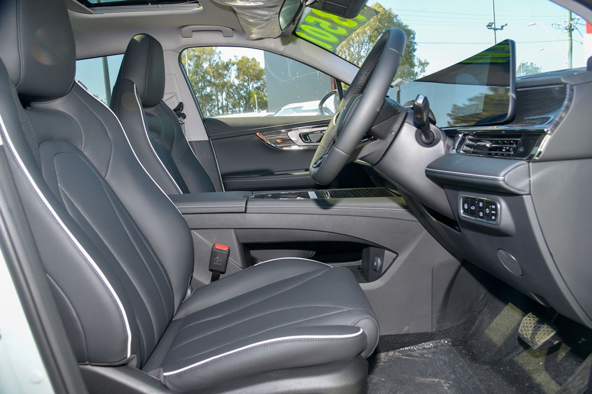 2025 Chery E5 Ultimate