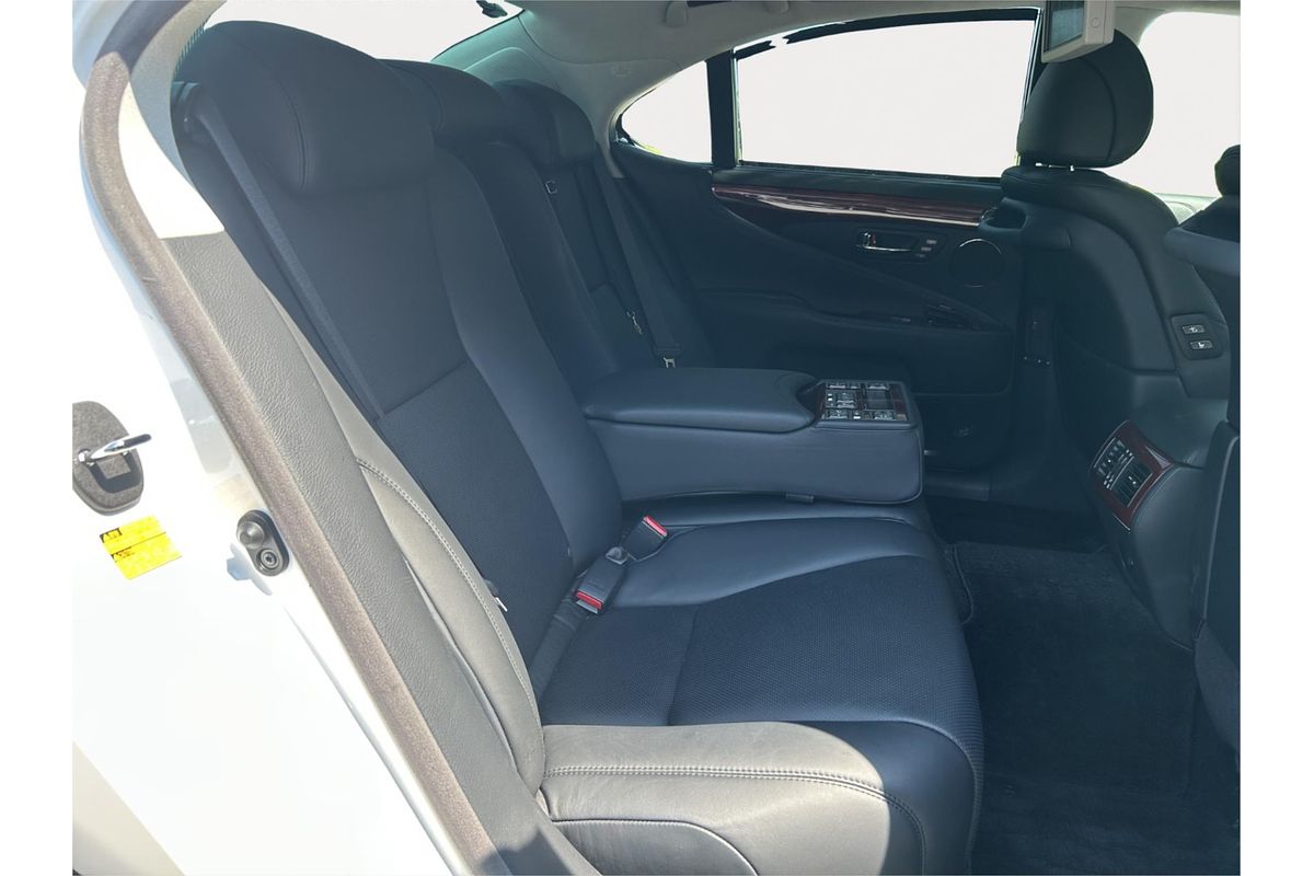 2007 Lexus LS 600H