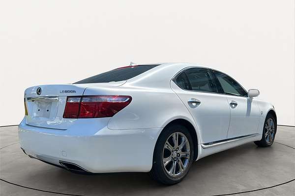 2007 Lexus LS 600H