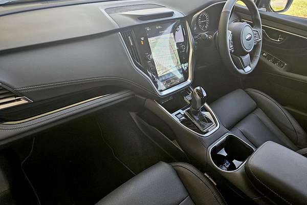 2025 Subaru Outback AWD Touring XT 6GEN