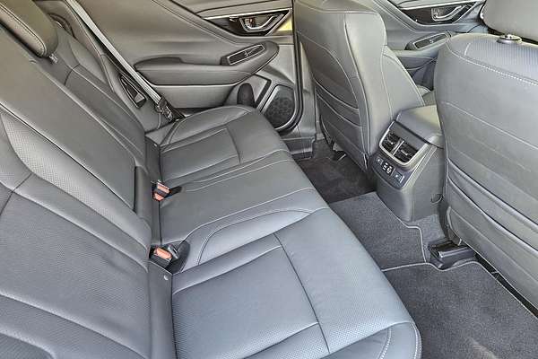 2025 Subaru Outback AWD Touring XT 6GEN