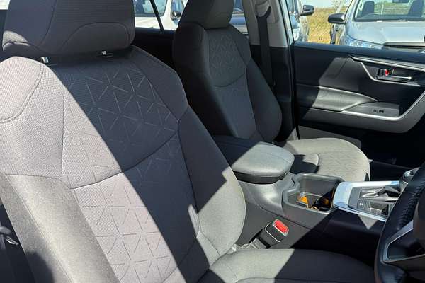 2022 Toyota RAV4 GXL AXAH52R