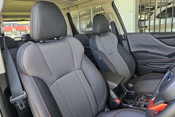 2025 Subaru Forester 2.5i Sport S5