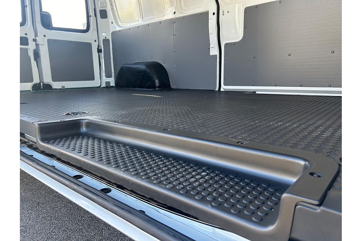 2023 LDV V80   SWB Low Roof