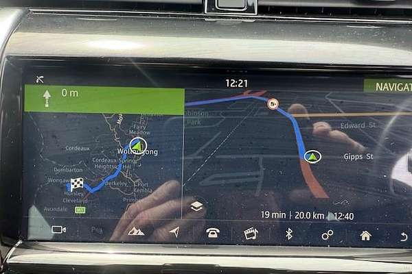 2019 Land Rover Discovery SD4 S Series 5