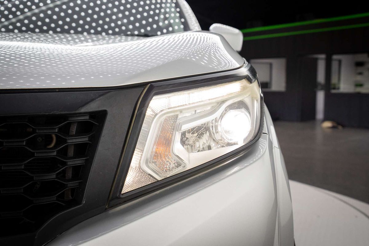 2015 Nissan Navara ST D23 4X4