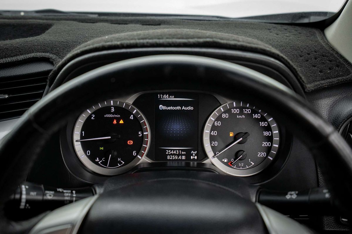 2015 Nissan Navara ST D23 4X4