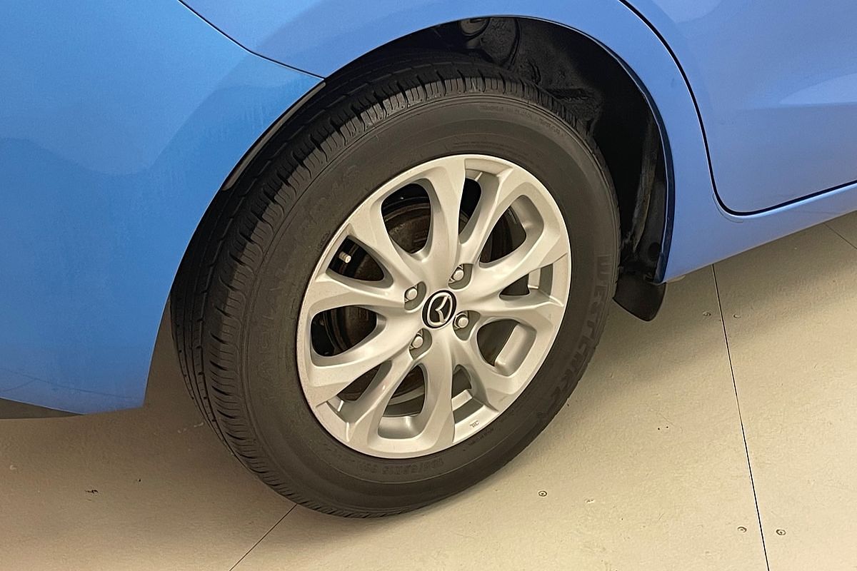 2016 Mazda 2 Maxx DL Series