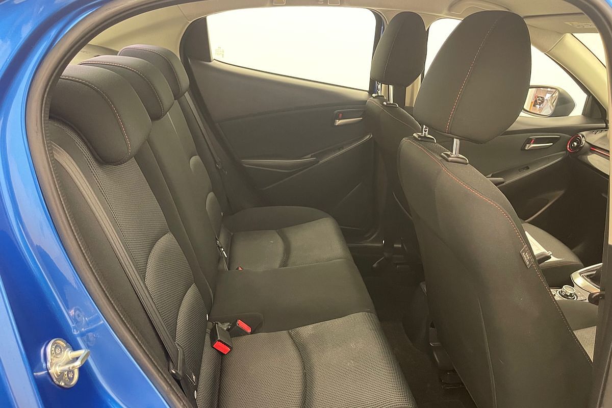 2016 Mazda 2 Maxx DL Series