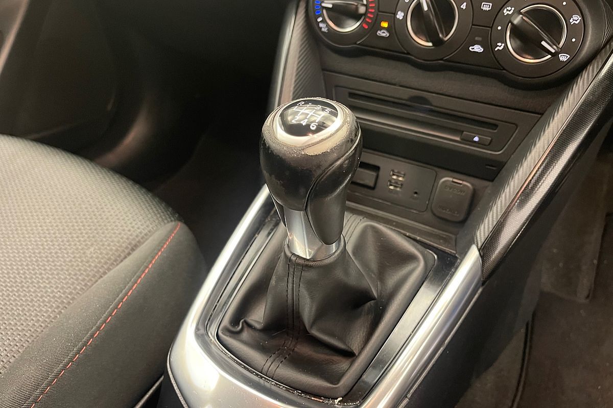 2016 Mazda 2 Maxx DL Series