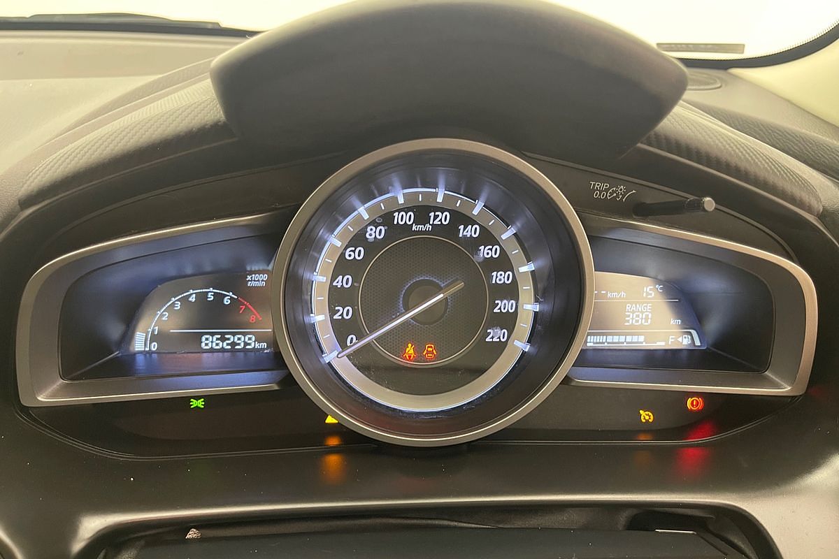 2016 Mazda 2 Maxx DL Series