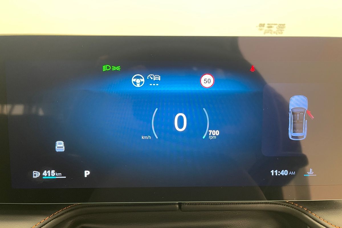 2025 MG HS Vibe AS33