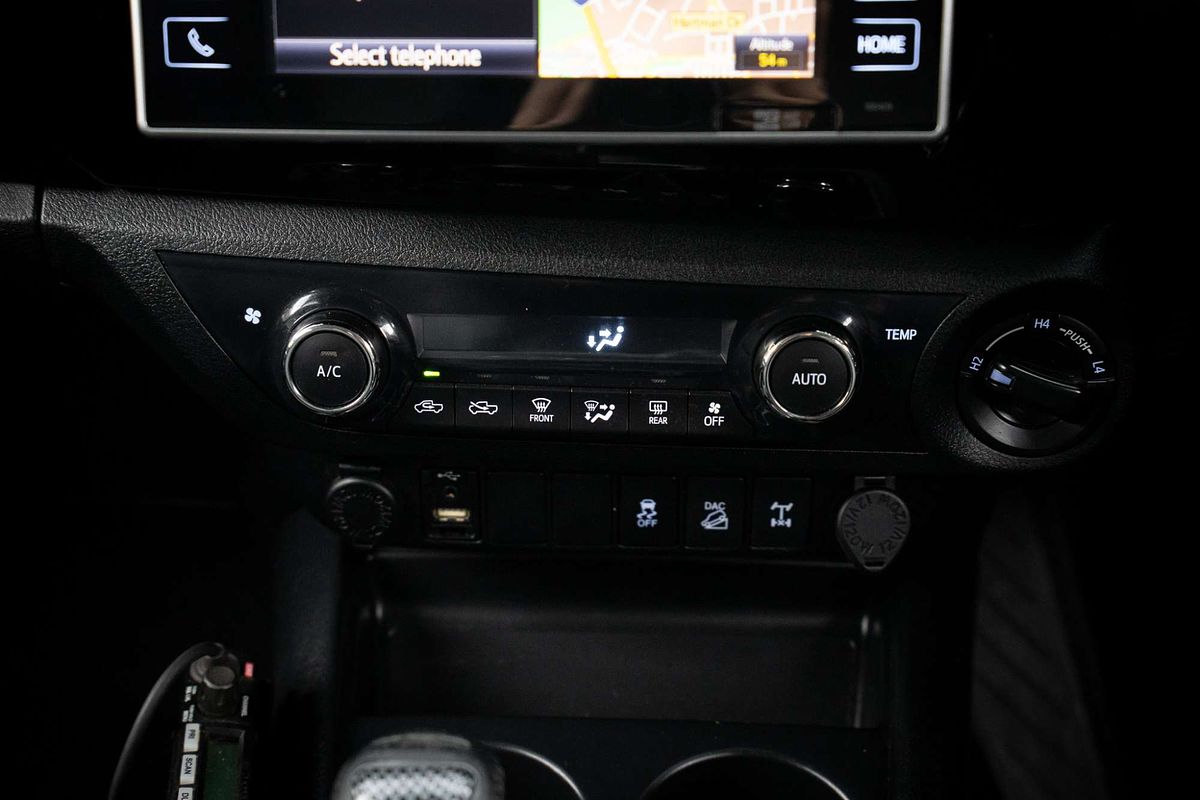 2016 Toyota Hilux SR5 GUN126R 4X4