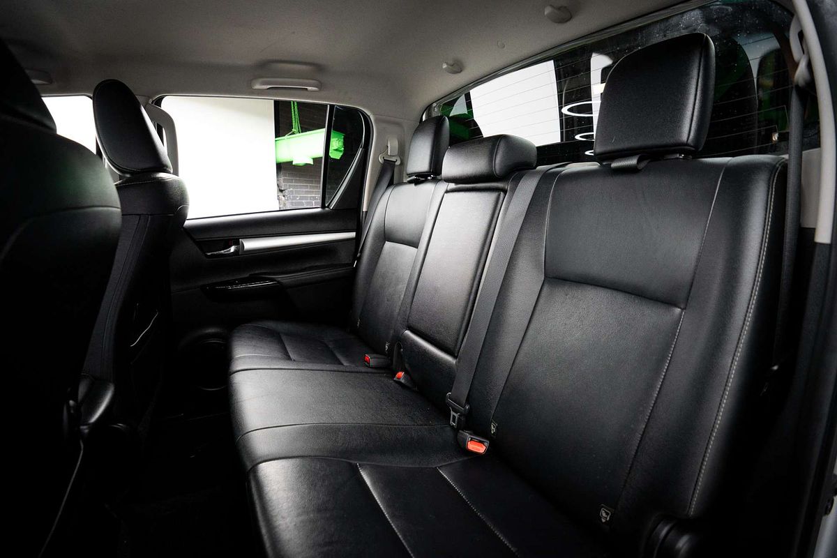 2016 Toyota Hilux SR5 GUN126R 4X4