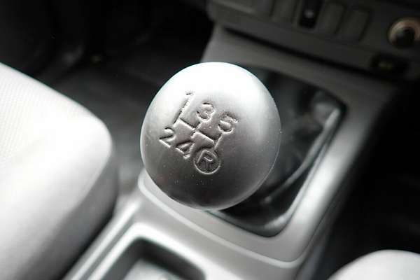 2012 Toyota Hilux SR KUN16R MY12 Rear Wheel Drive