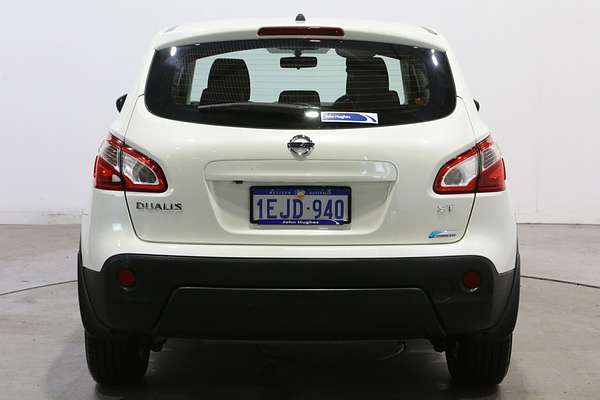 2013 Nissan Dualis ST J10 Series 3