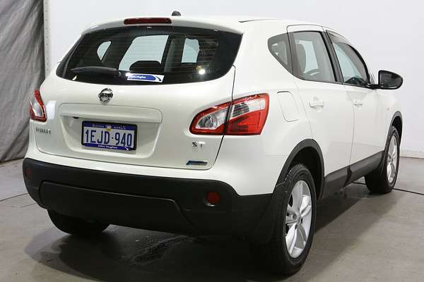 2013 Nissan Dualis ST J10 Series 3