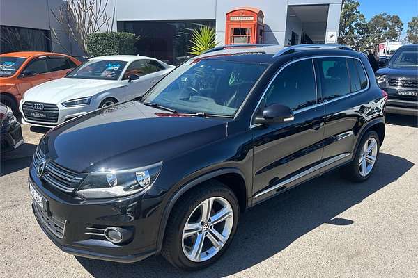 2015 Volkswagen Tiguan 155TSI R-Line 5N