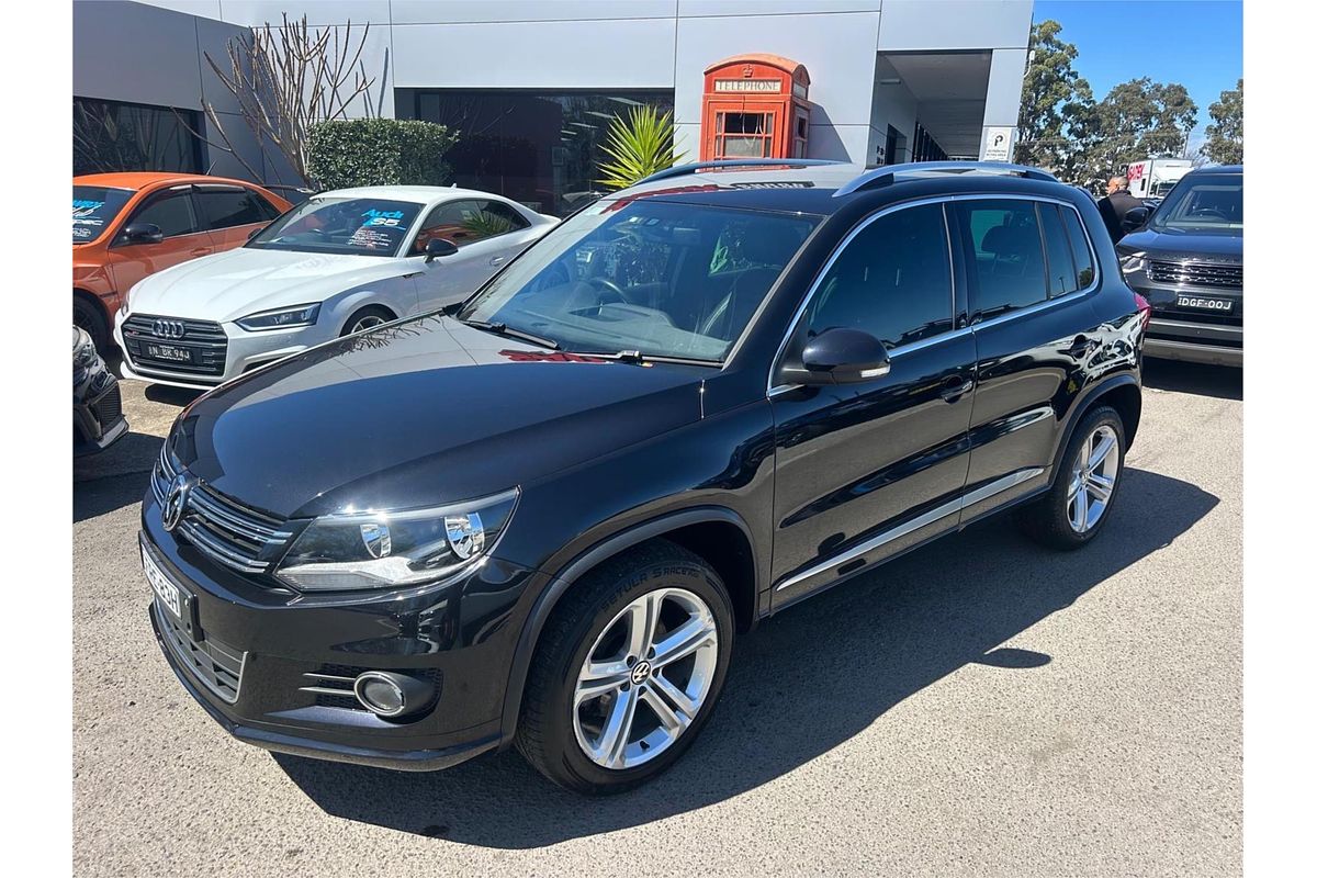2015 Volkswagen Tiguan 155TSI R-Line 5N