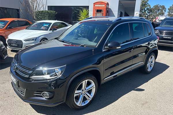 2015 Volkswagen Tiguan 155TSI R-Line 5N