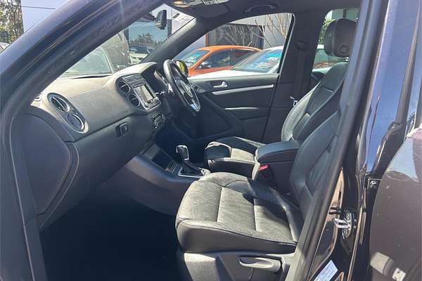 2015 Volkswagen Tiguan 155TSI R-Line 5N