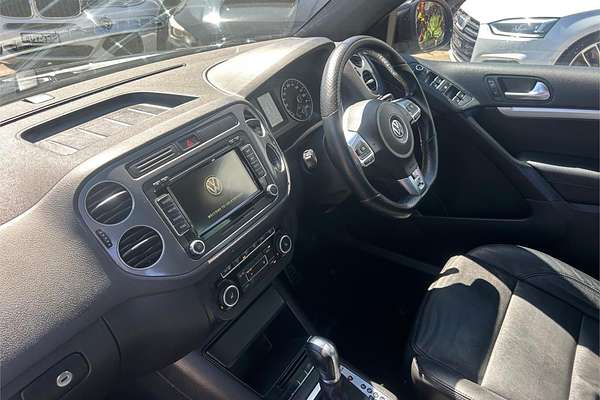 2015 Volkswagen Tiguan 155TSI R-Line 5N