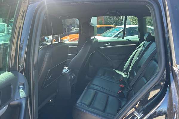 2015 Volkswagen Tiguan 155TSI R-Line 5N