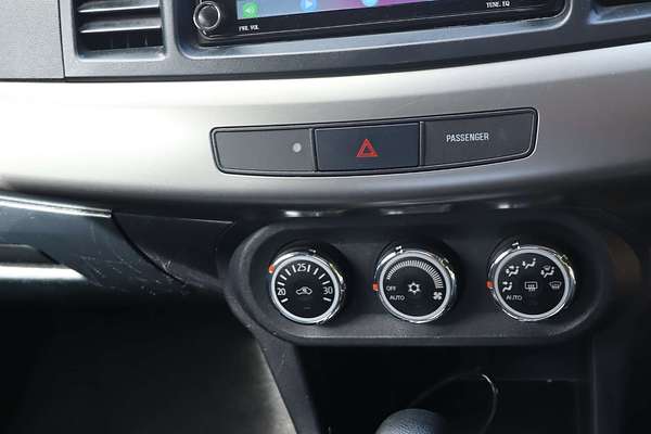 2014 Mitsubishi Lancer ES Sport CJ
