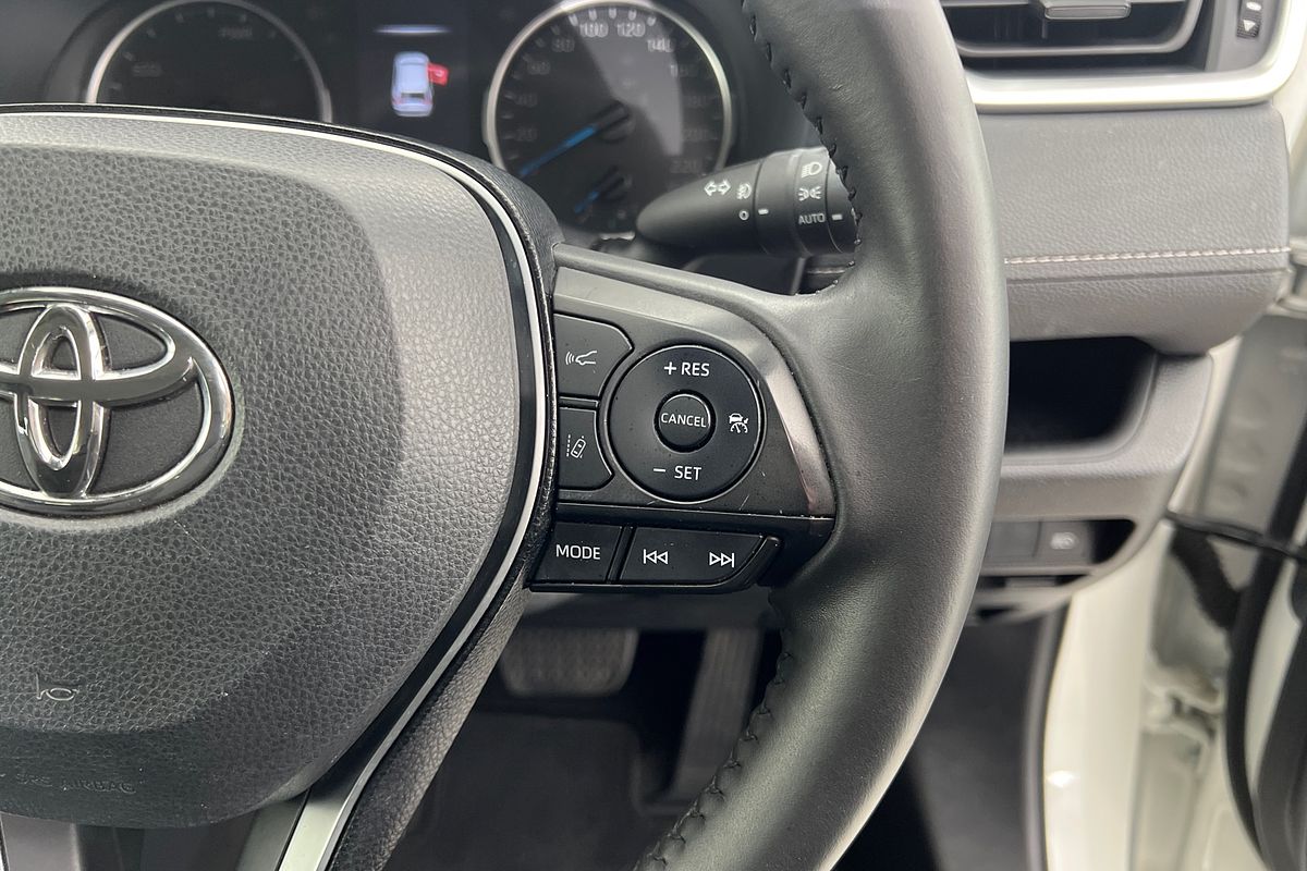 2020 Toyota RAV4 GXL AXAH52R