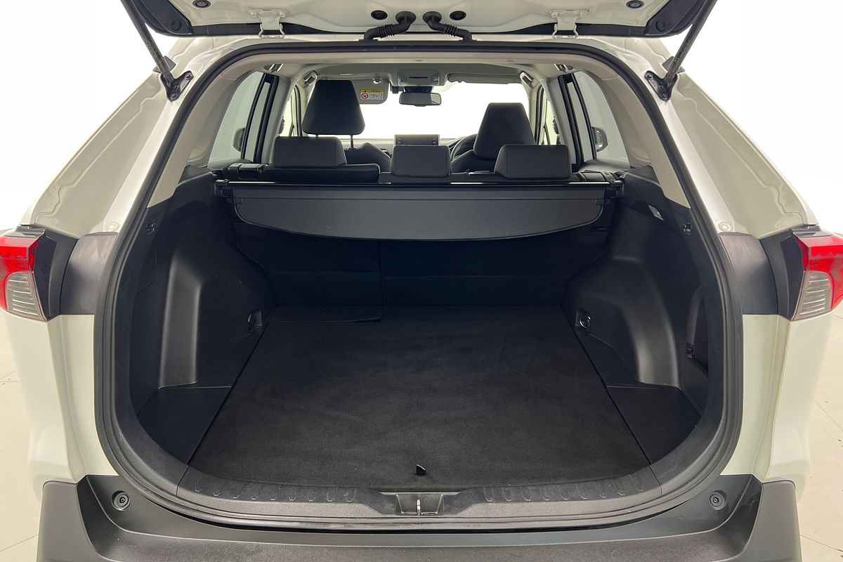 2020 Toyota RAV4 GXL AXAH52R