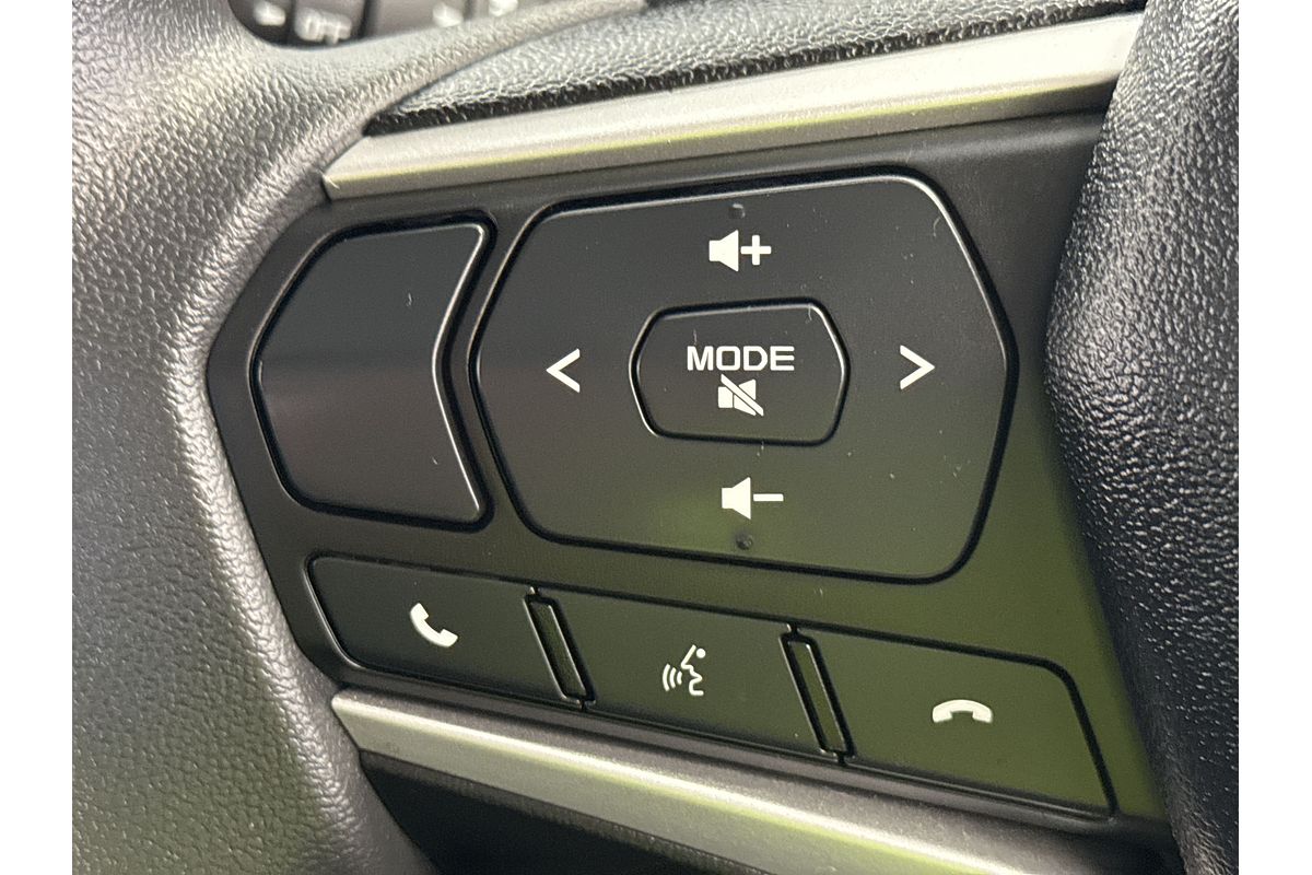 2022 Isuzu MU-X LS-M