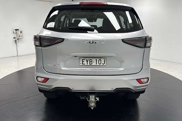 2022 Isuzu MU-X LS-M