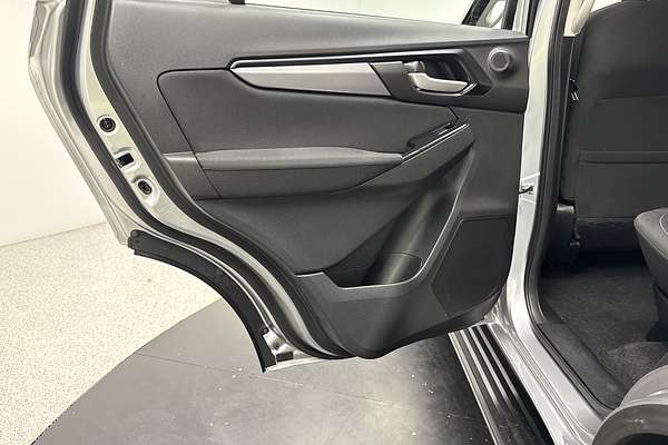 2022 Isuzu MU-X LS-M