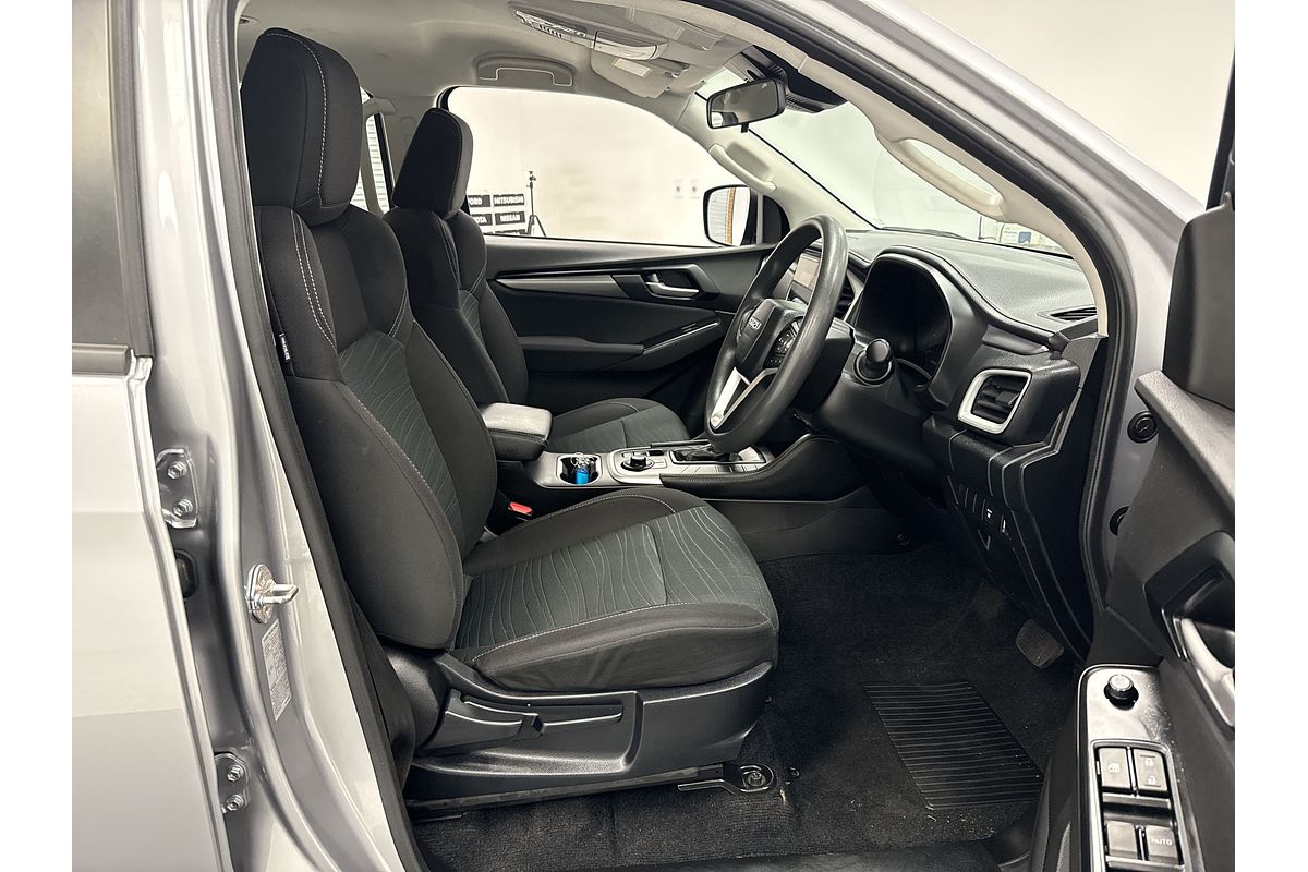 2022 Isuzu MU-X LS-M