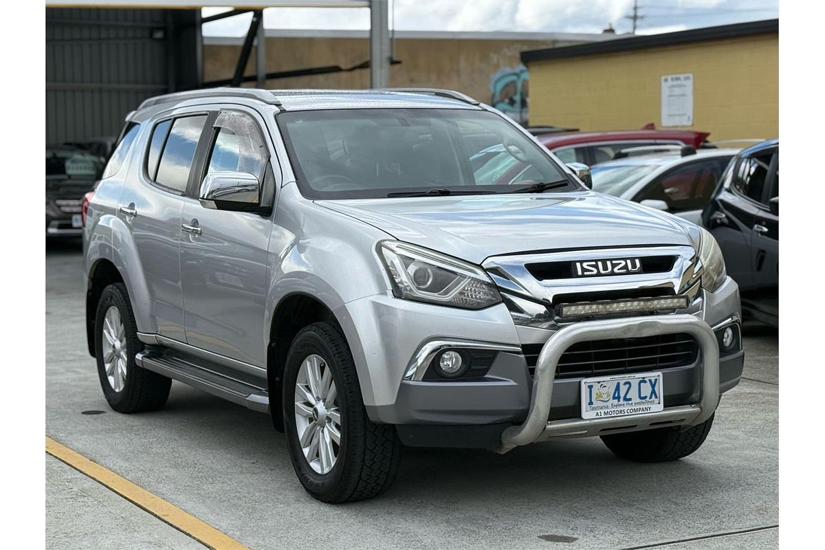 2018 Isuzu MU-X LS-T