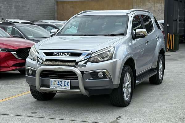 2018 Isuzu MU-X LS-T