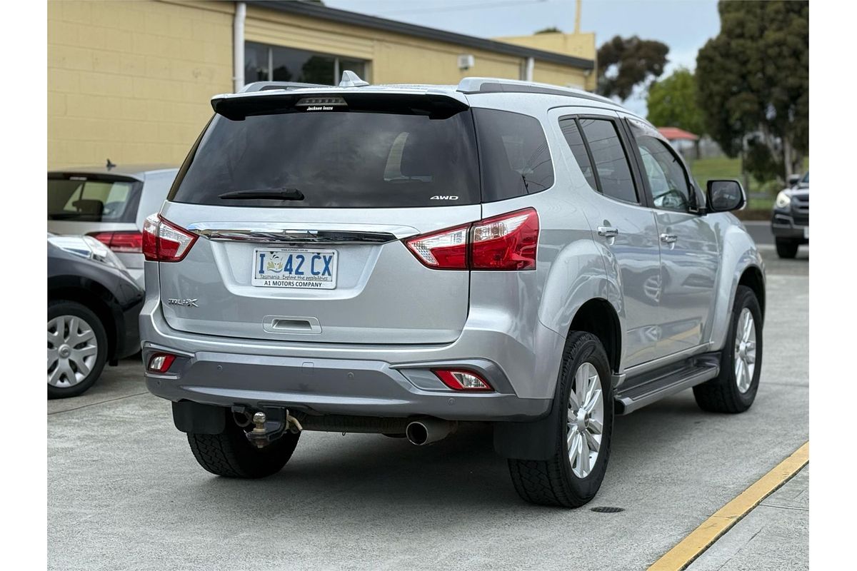 2018 Isuzu MU-X LS-T