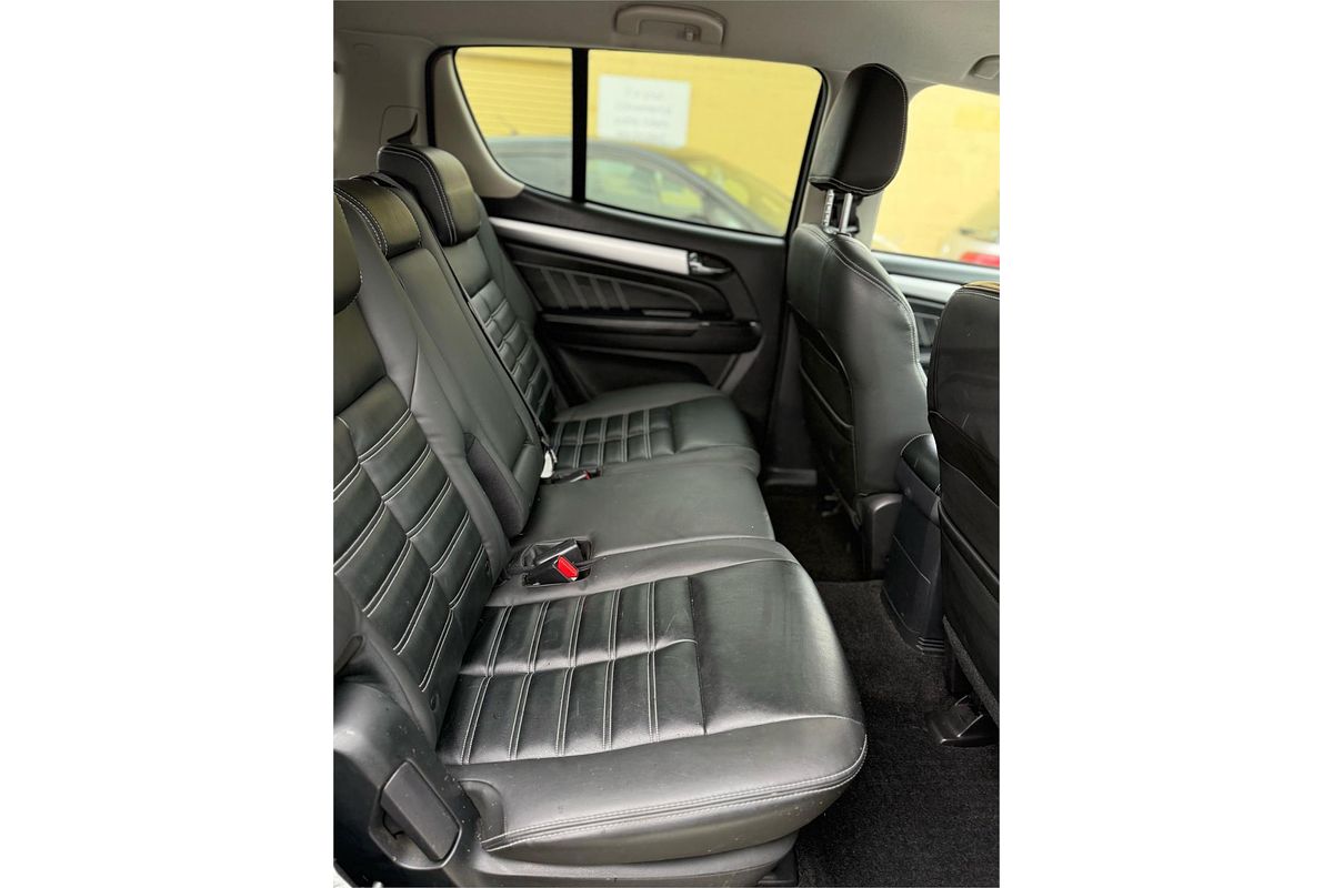 2018 Isuzu MU-X LS-T