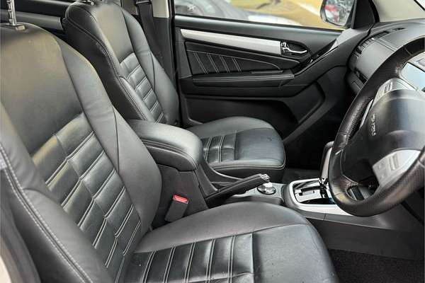 2018 Isuzu MU-X LS-T
