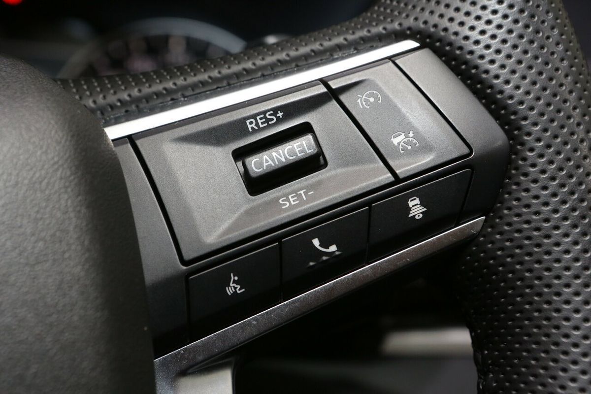 2024 Mitsubishi Outlander LS ZM