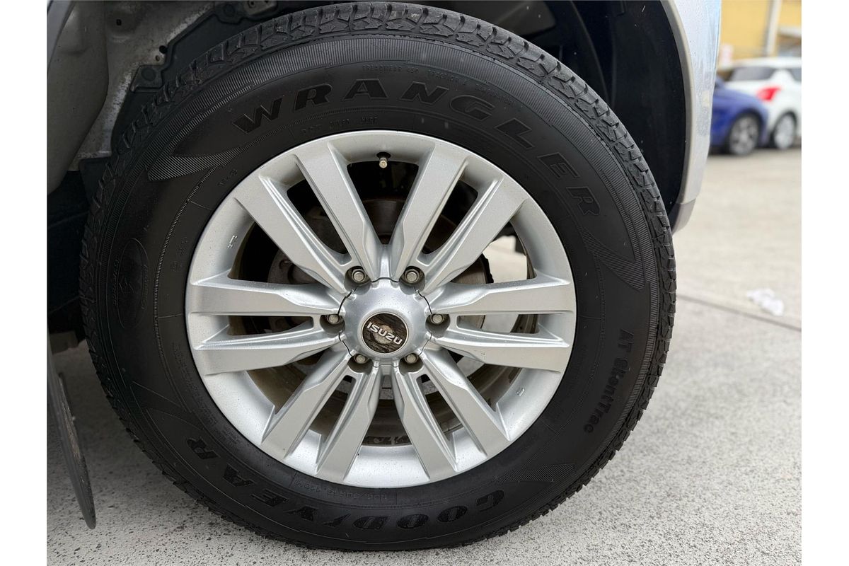 2018 Isuzu MU-X LS-T