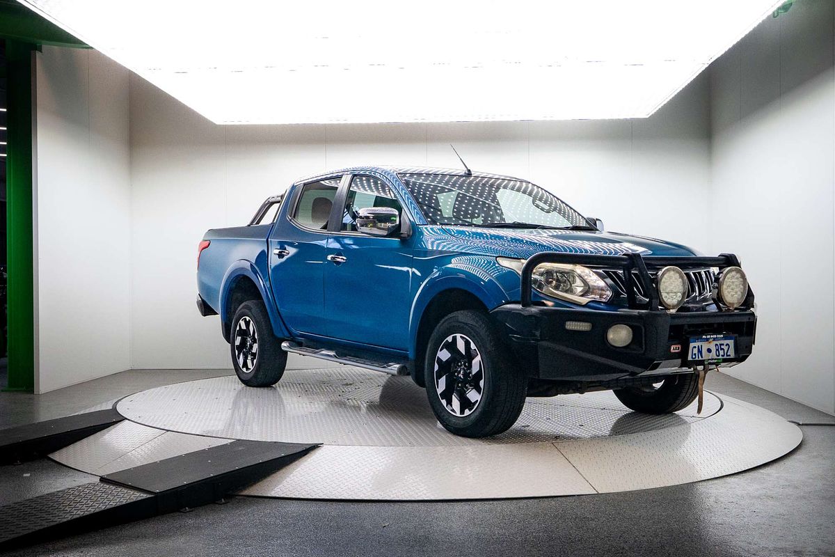 2015 Mitsubishi Triton Exceed MQ 4X4