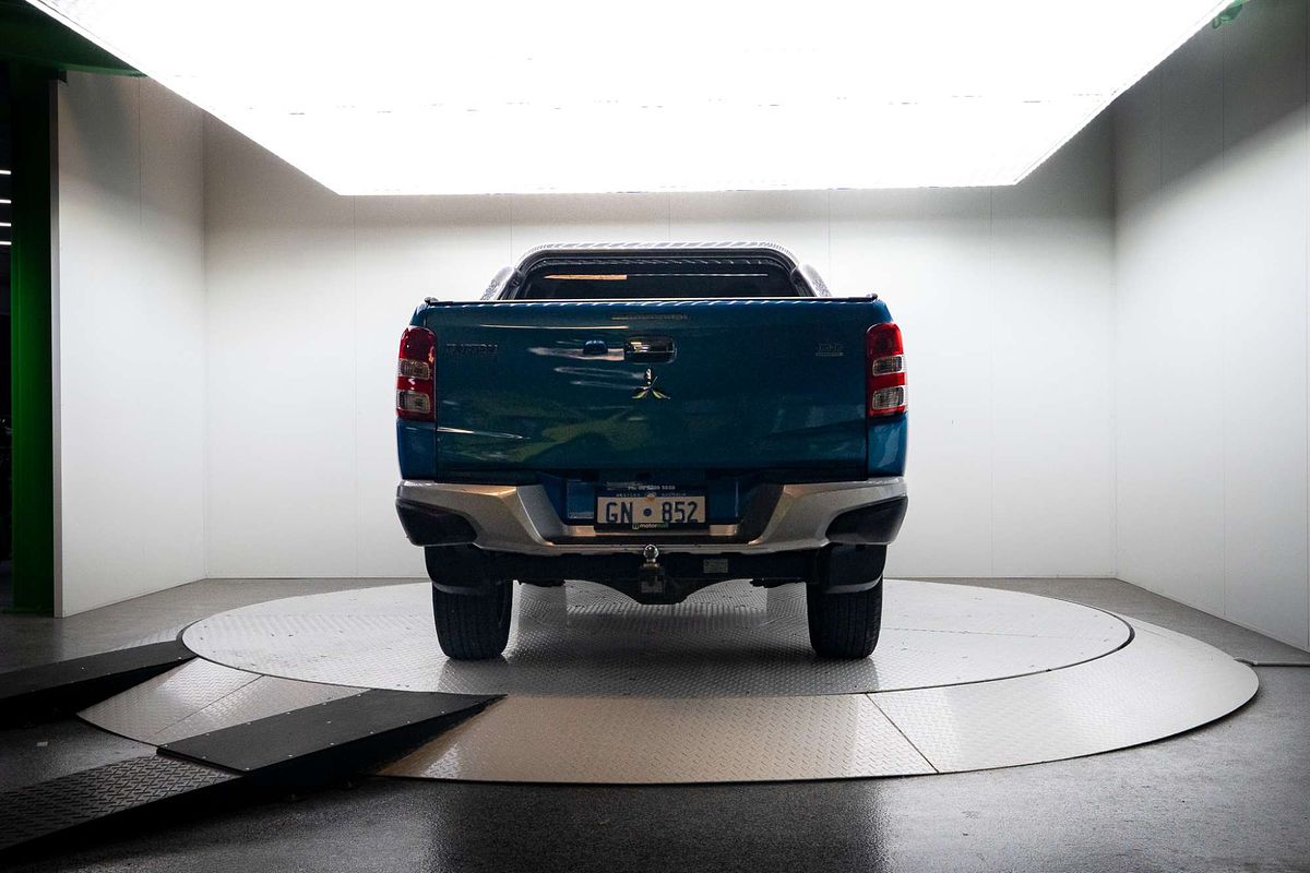 2015 Mitsubishi Triton Exceed MQ 4X4